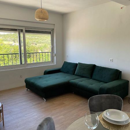 Apartments Martina Tisno Exterior photo